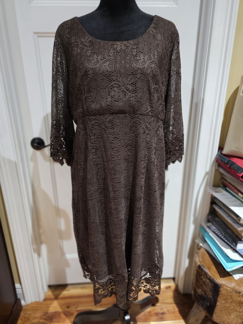 Classic Brown Lace Midi Dress with Scoop Neck, NWT
